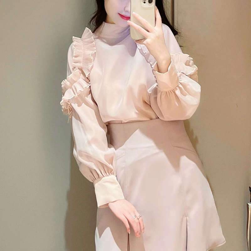 Kuzuwata Pleated Ruffle Lantern Sleeve Bow Shirt Women Tops Fashion Bow Solid Color Blouses Japanese Spring Lace Sweet Blusas