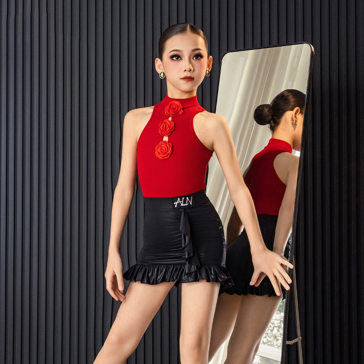 2026 Children Sling Tops Black Split Skirts Suit Latin Dance Performance Costumes For Girls Samba Chacha Latin Dress  DQS23299