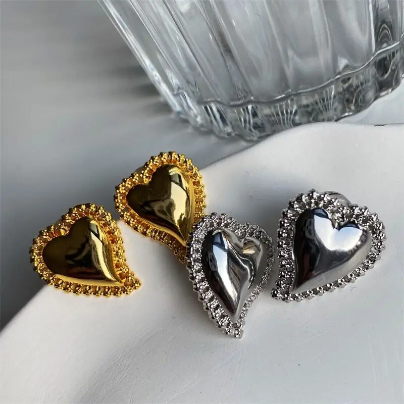 

Brass Stuning Heart Earrings Women Jewelry Party Boho T Show Gown Runway Rare Korean Japan Trendy INS