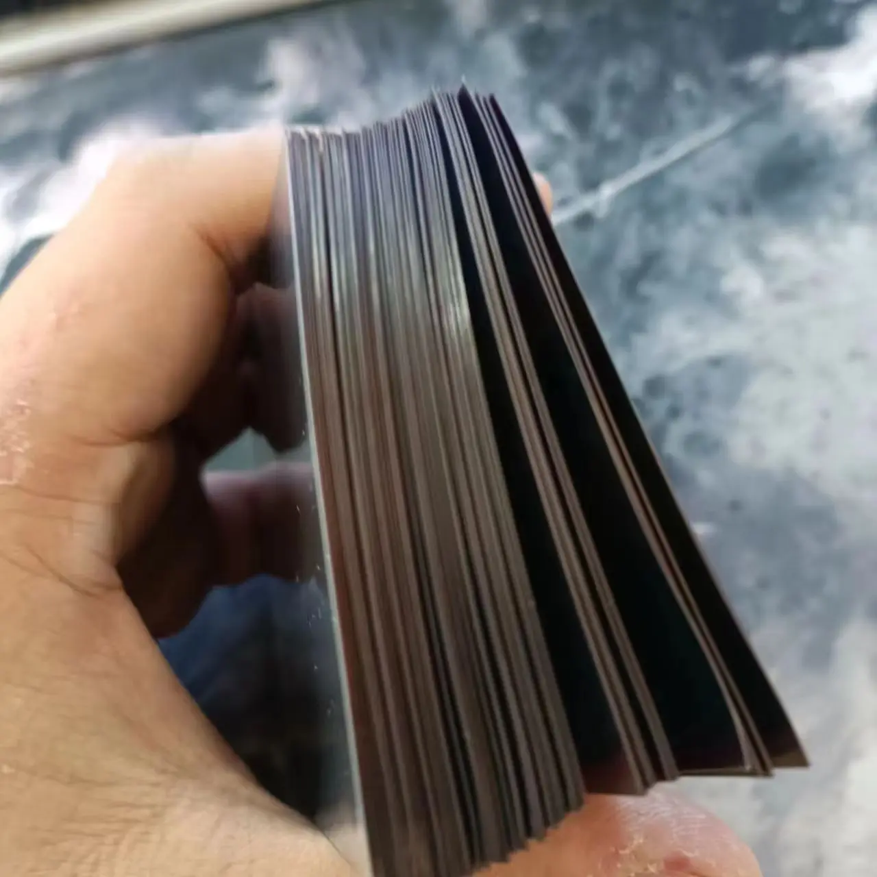 50 pezzi Yu-Gi-Oh! Custodia per carte OCG Yugioh Dark Magician Girl Figure Custodia per carte per ragazza Custodia protettiva per flash laser