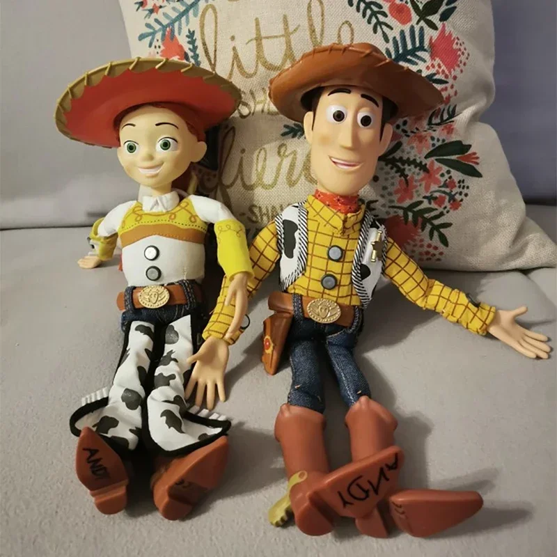 Toy Story 3 4 Talking Woody And Jessie Action Figures Real Cloth Body Doll Model Toys Voice Doll  Desk Ornament Children's Gift