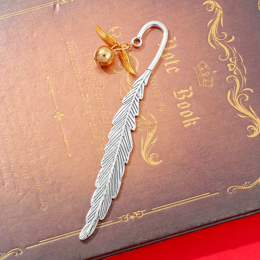 Marcapáginas de metal de Harry Potter, colgante de cerniña dorada, regalos de lectura para amantes de los libros, regalos de Hogwarts para las mejores hermanas
