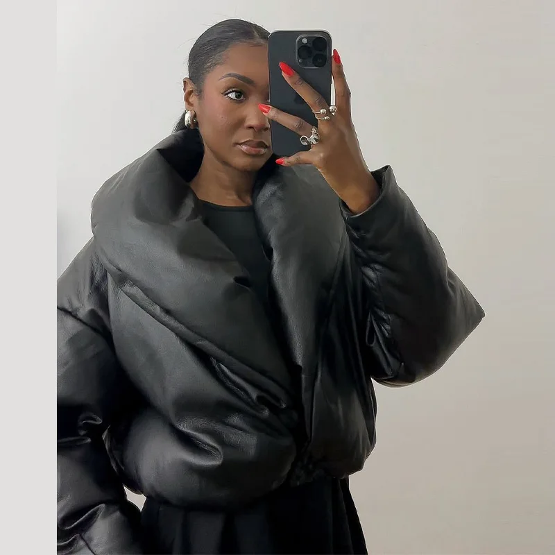 Damen-Crop-Mäntel aus PU-Leder, übergroße, gesteppte Jacken, Winterjacken für Damen, mit Revers, langen Ärmeln, einfarbig, locker geschnitten, kurze Jacke, neue Oberbekleidung. – Detail 10