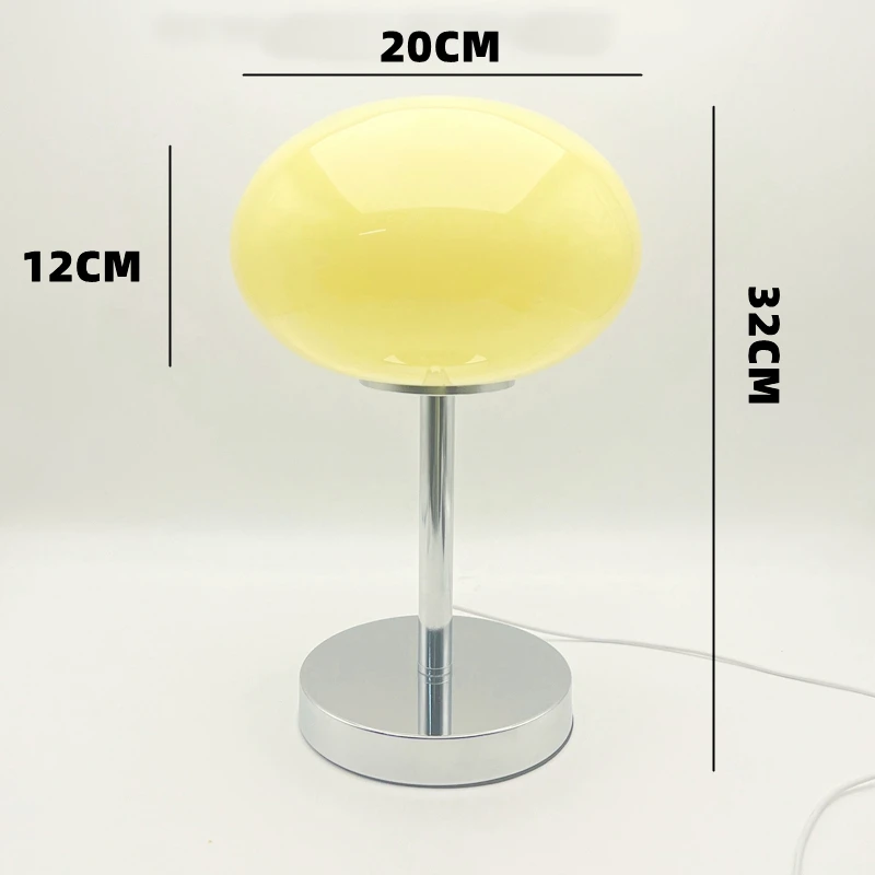 소녀의 핑크 유리 테이블 램프 고급 디자이너 인플루언서와 같은 스타일의 조명, 따뜻한 분위기의 장식용 램프, 공부방 및 침실용