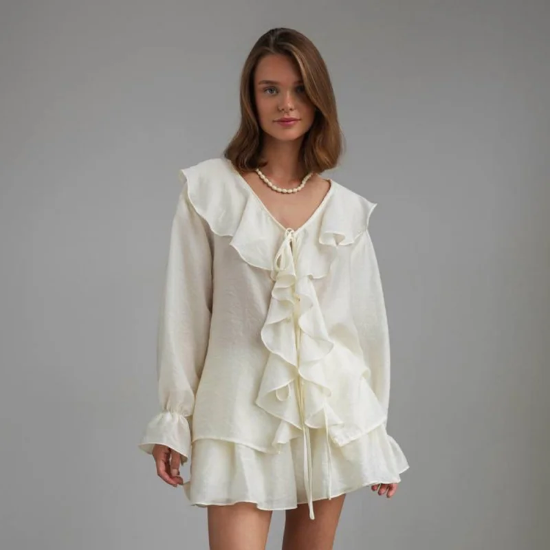 

FrenchVRuffled Collar European American Style2025Summer lace-up shirt and shorts set women