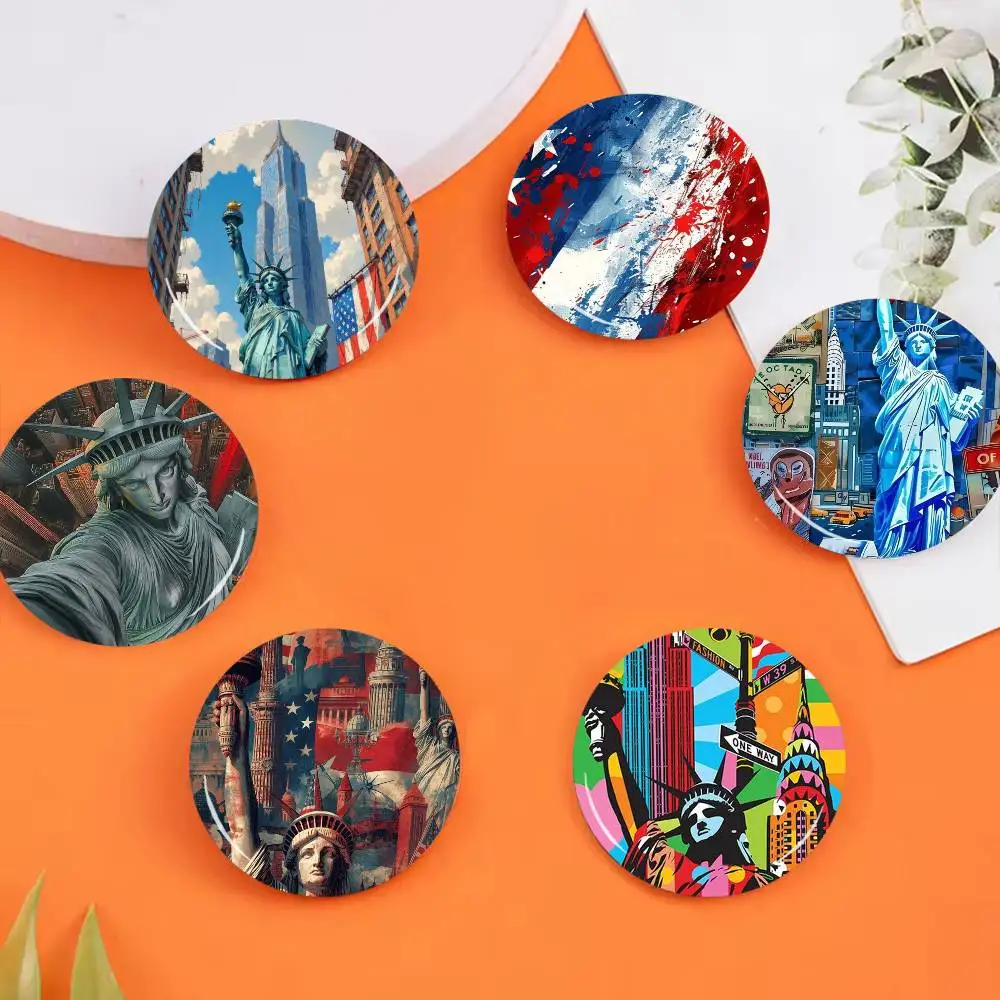 New York City Image 25 32 44 58 75mm Badges Personalized Round Brooches Pins Accessory Gift