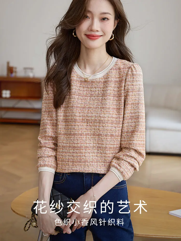 Xiaoxiang Style Fashionable Round Neck Long Sleeved Base Shirt T-shirt Women with Slim and Stylish Design Spring New Collection