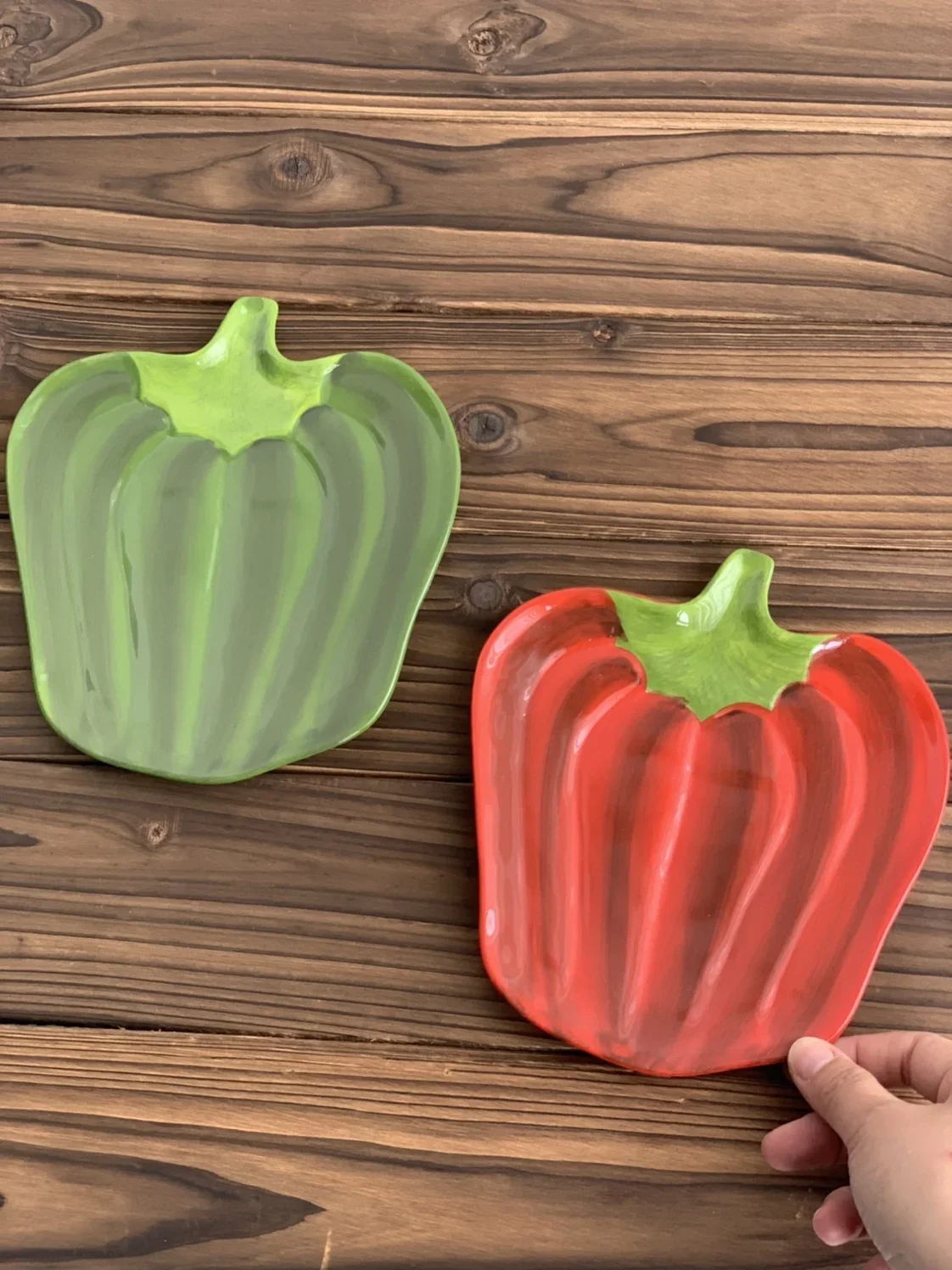 Make cute red pepper green pepper ceramic plate cold dish plate