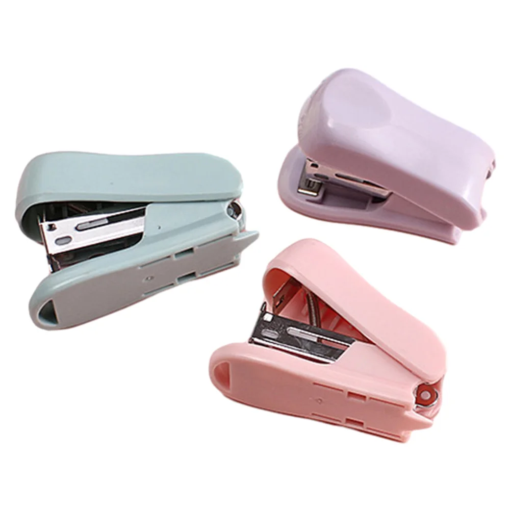 

3pcs Hand-held Mini Stapler Small Desk Office Stationery Iron Material No Jam Plastic Student Home Use