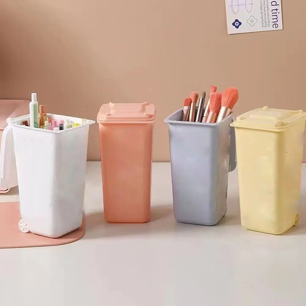 حاوية القمامة الصغيرة حامل القلم مع غطاء على الطاولة الإبداعية سطح المكتب ورقة سلة تخزين دلو القمامة المنظم اللوازم المكتبية