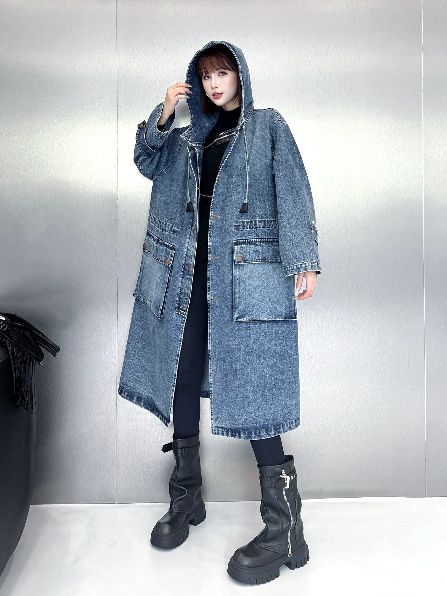 Women's Long Hooded Denim Jacket Autumn Loose Workwear Coat with Big Pockets Fashionable Casual Outerwear Windproof Coat