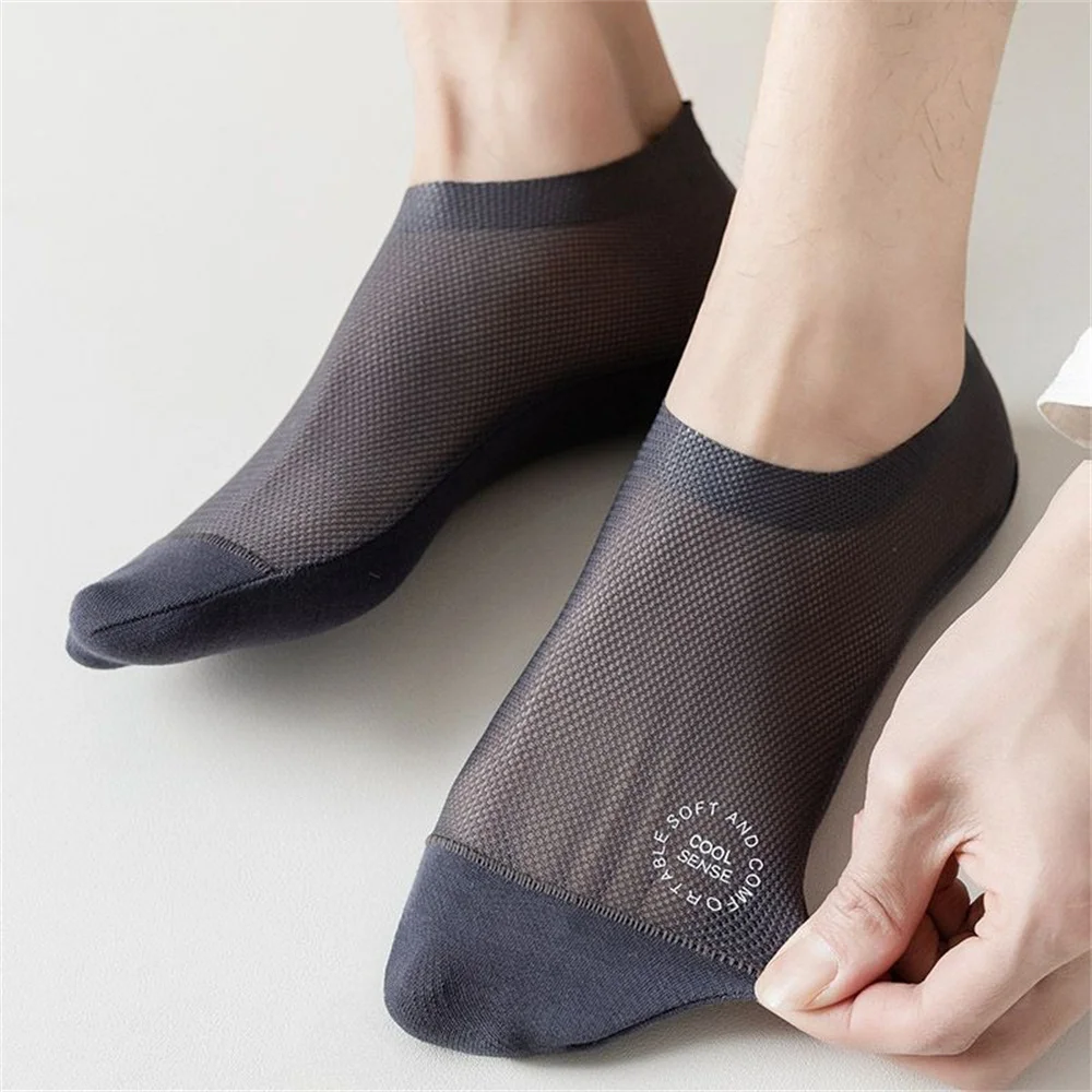 3 Pairs Ice Silk Men's Invisible Boat Socks Summer Thin COTTON SOLE Non Slip Low Cut Short Socks Breathable Mesh