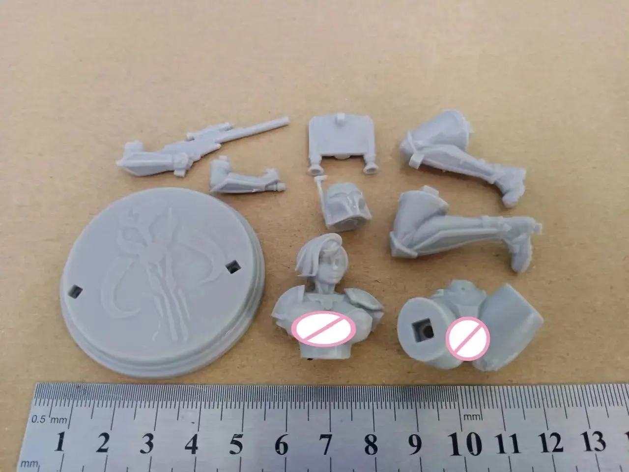 1/24 スケール樹脂置物ふくよかな女性戦士 Nsfw DIY 2 バージョン組み立てるモデルキット未組み立ておよび未塗装彫刻おもちゃ