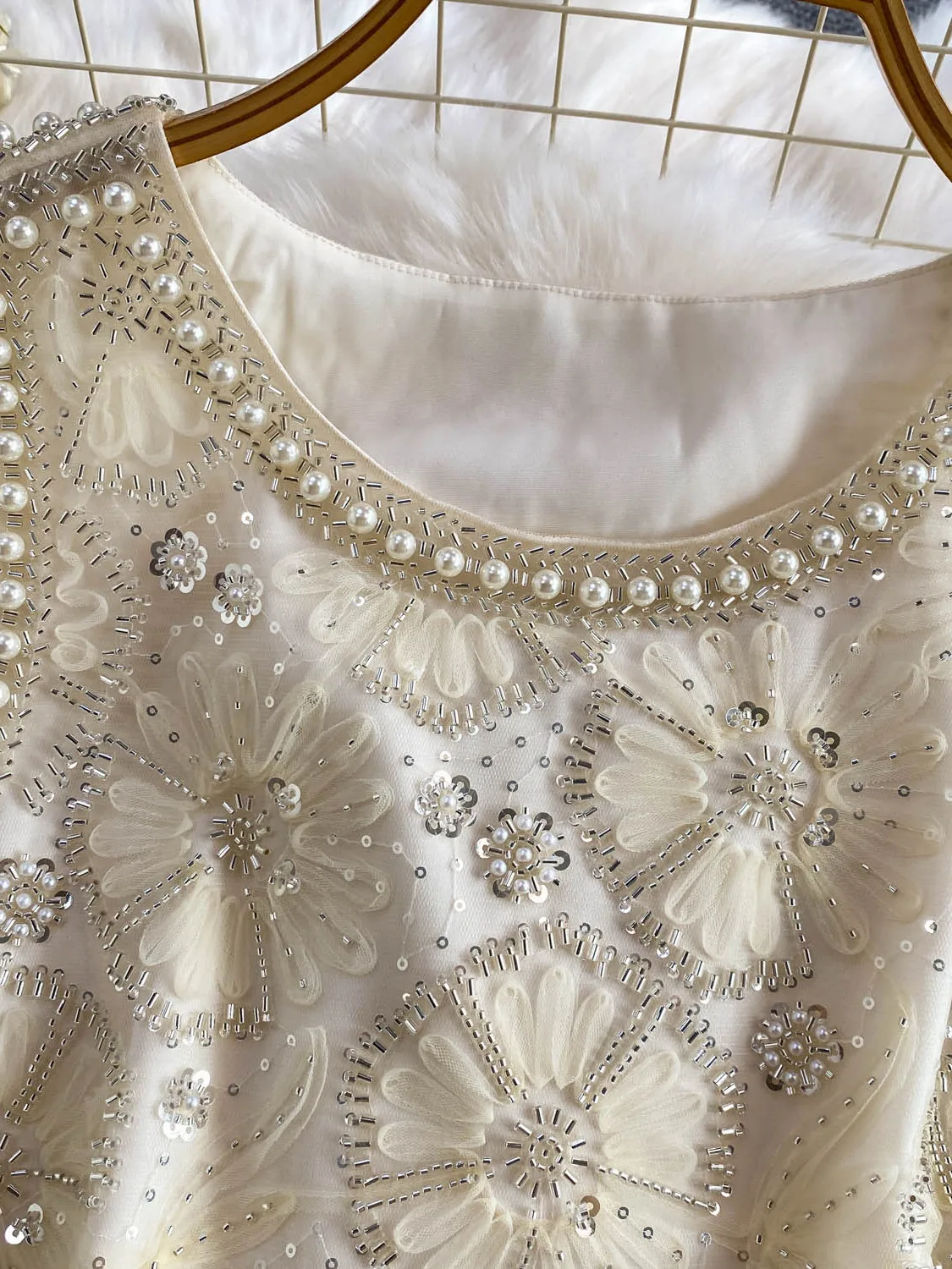  round Neck Embellished Vest Top Women's Summer Party Youthful Reduction Goddess Style Fashionable Commute Loose Fit