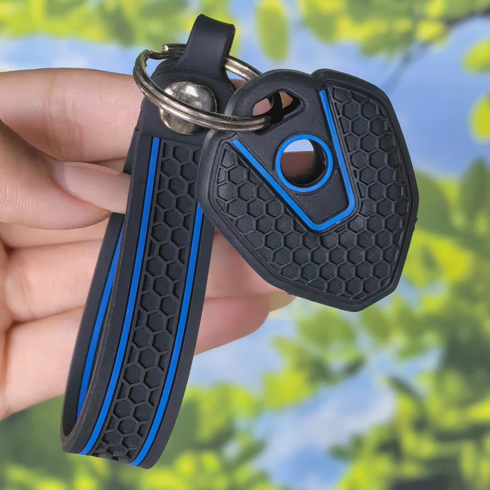 Racing Style Key Cover with Keychain for CFMOTO 450MT 700MT 800MT CLX-700 2022-2025, honeycomb textured key sleeve