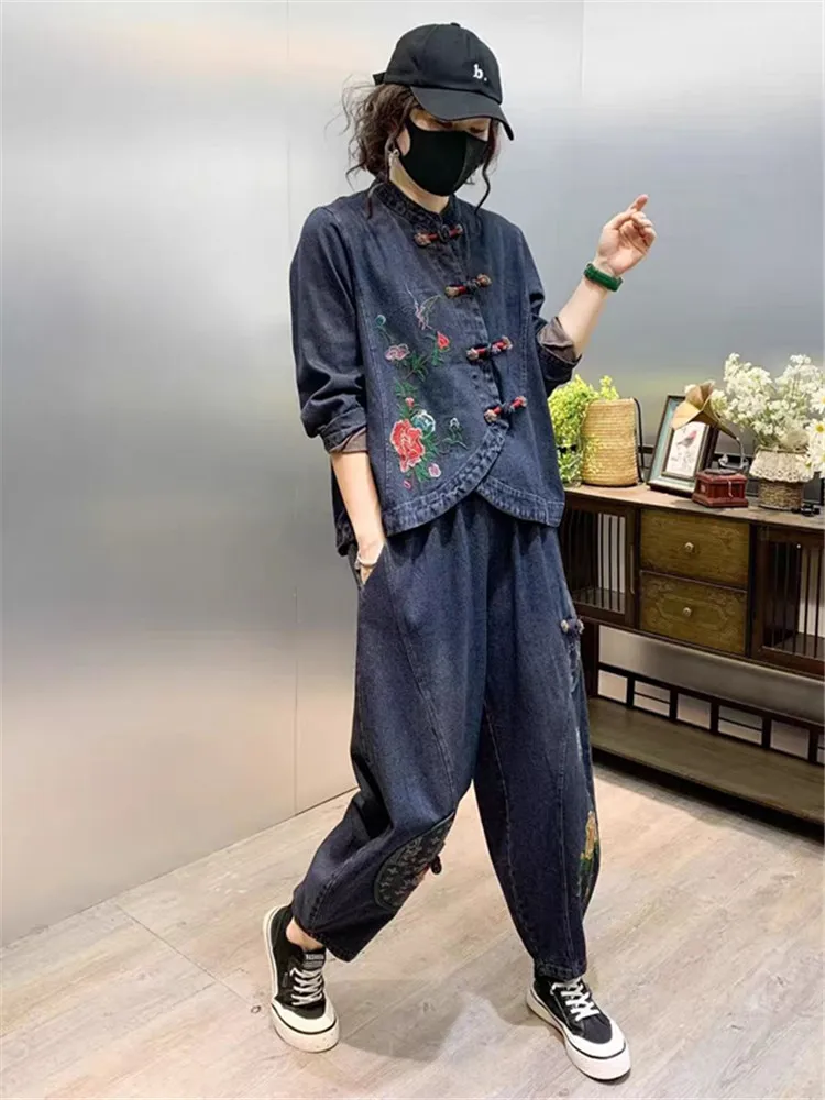 Retro Button allentato stile nazionale ricamo fiore Denim moda vestito Versatile donna due pezzi Set 2024 primavera autunno nuovo