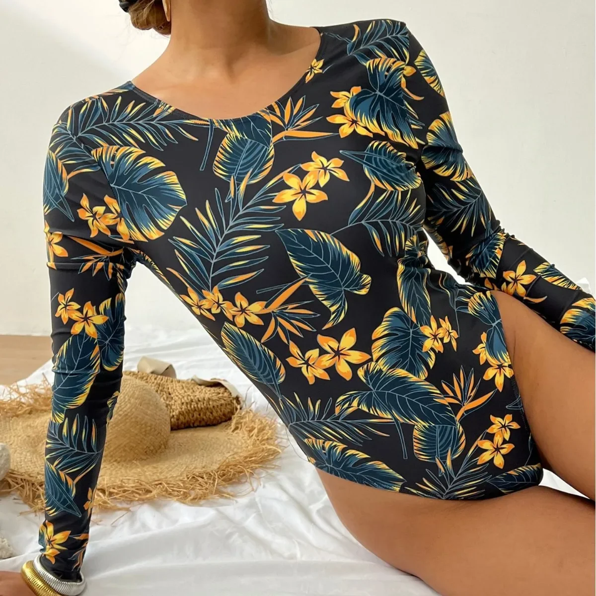Nuevo traje de baño de una pieza adelgazante y de alta gama de manga larga para mujer, duradero y altamente elástico