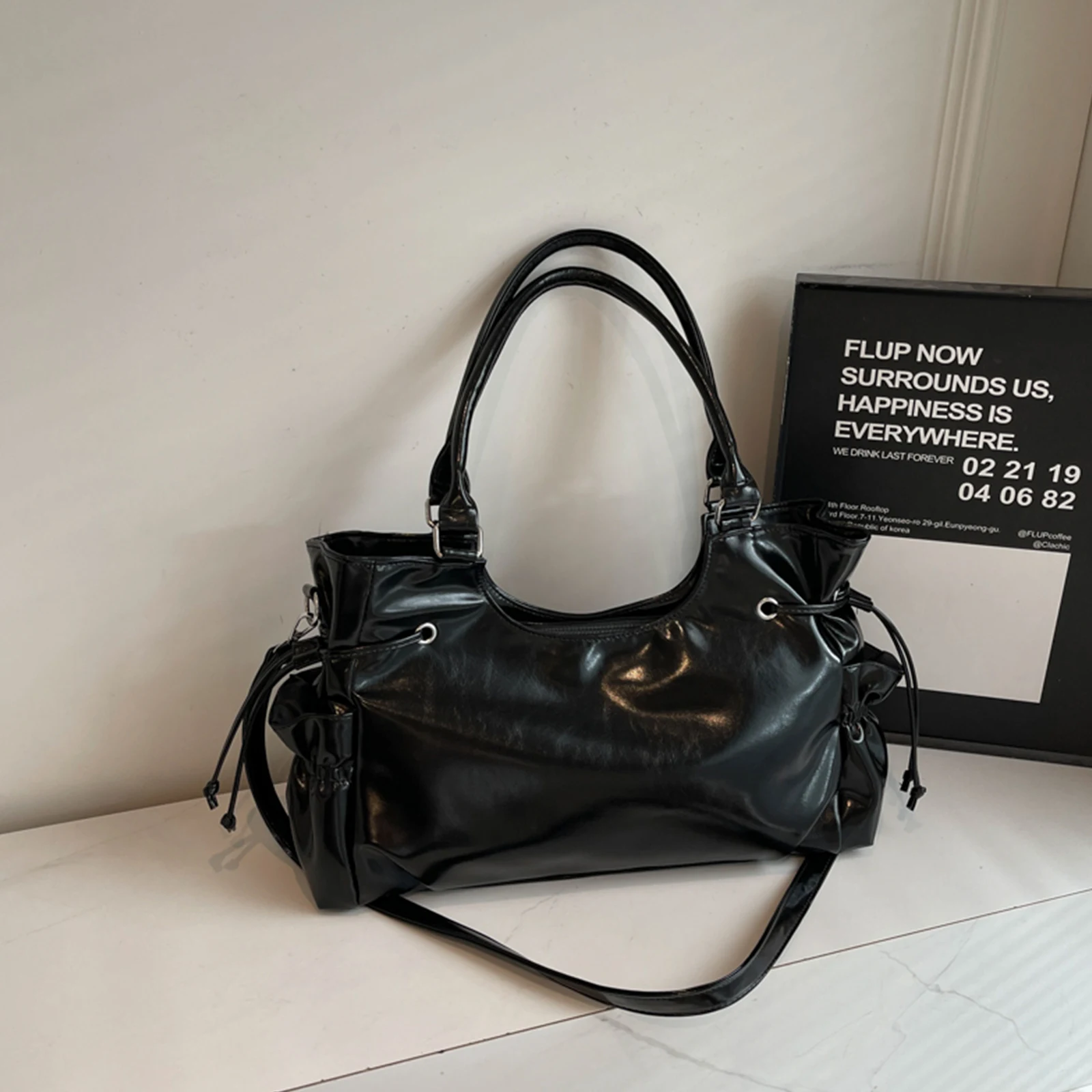 

PU Leather Shoulder Bag Retro Tote Bag Large Capacity Underarm Bag for Women Work Shopping Travel