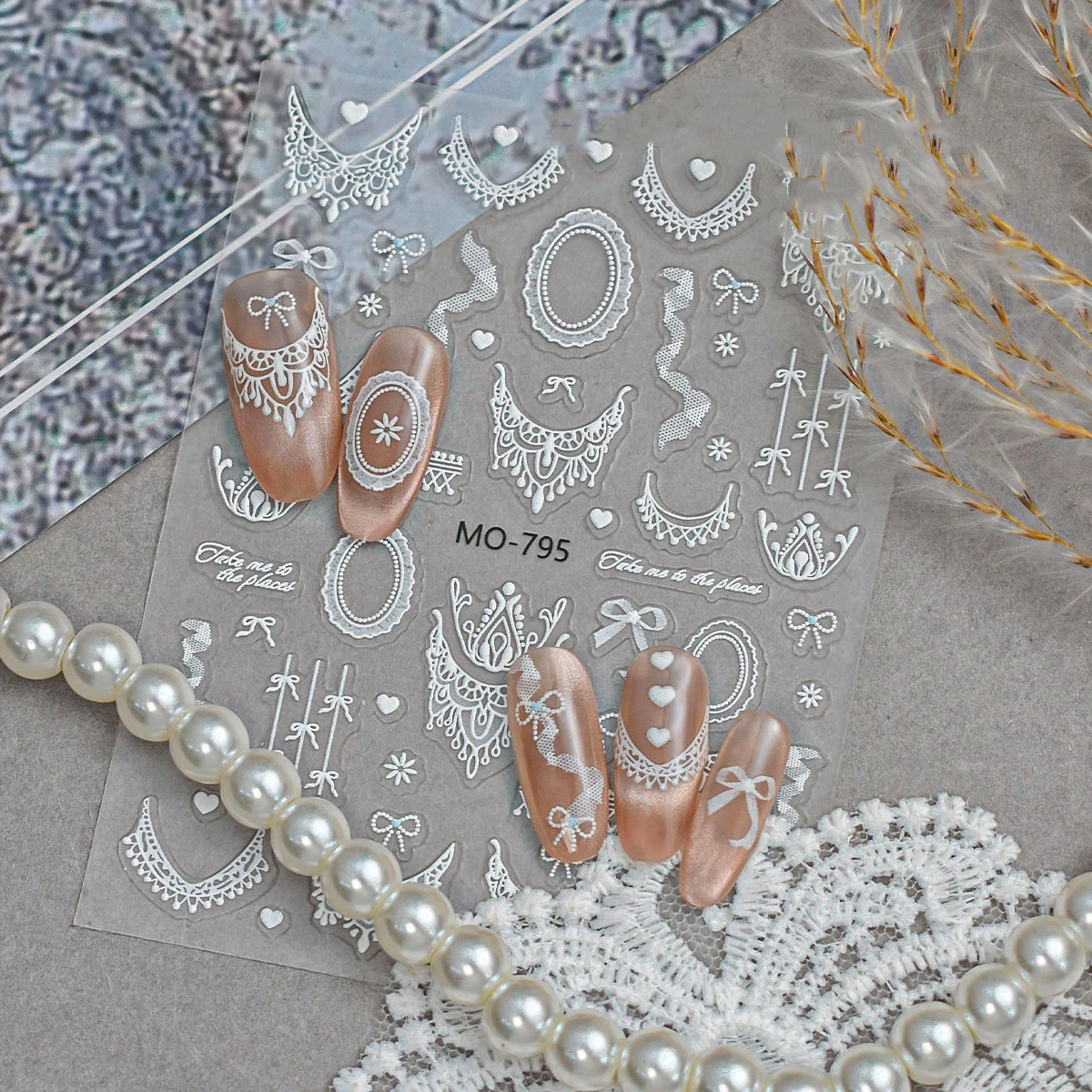 Weiße Geprägte Spitzen-Nagelaufkleber 3D Schleife Herz Blume Schmetterling Nagelsticker Nagelkunst-Zubehör für DIY Maniküre-Dekoration