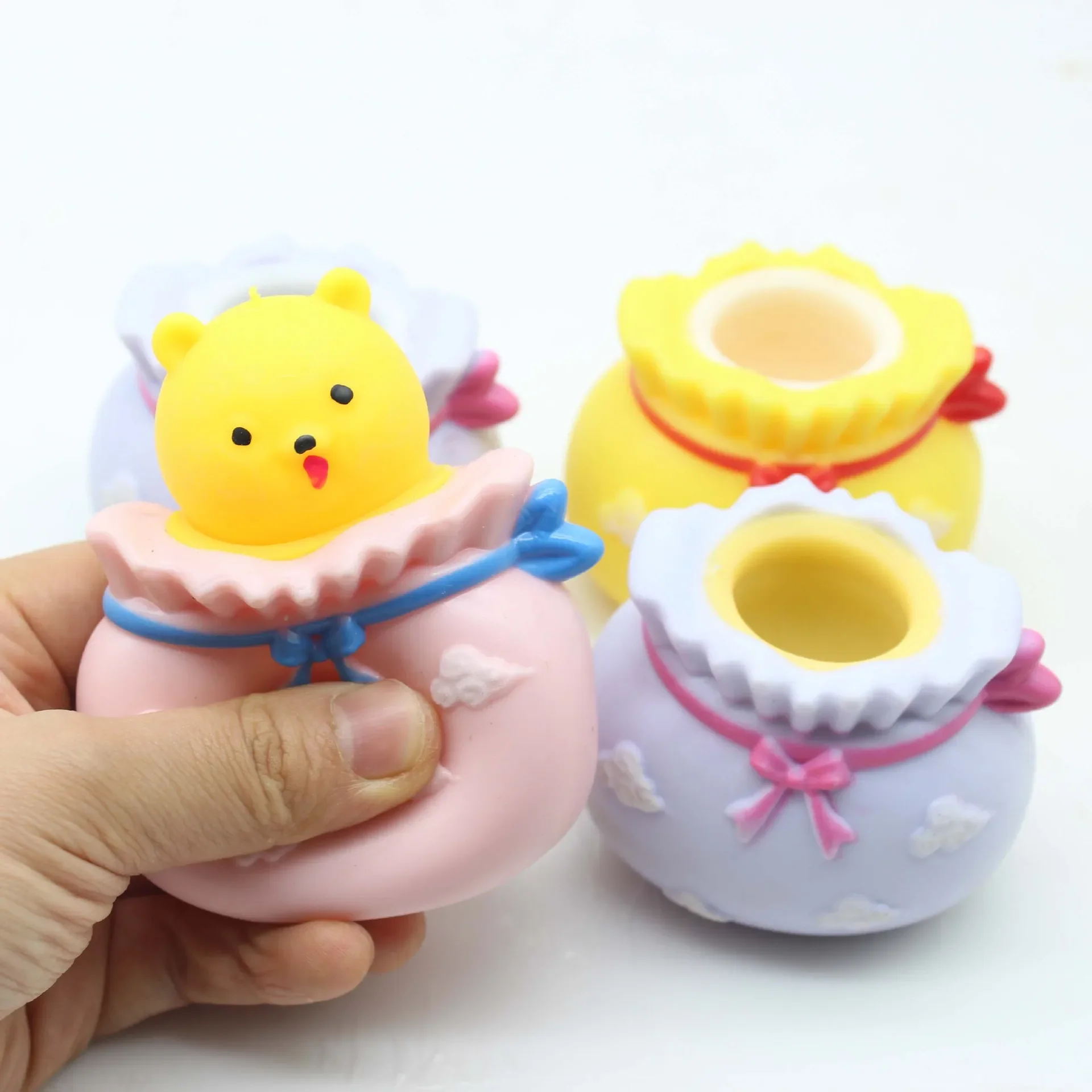 New Kids Creative Release Blessing Bag Pinching Joy Decompression Bun Decompression Toy Cute Small Animal Squeeze Cup Toy