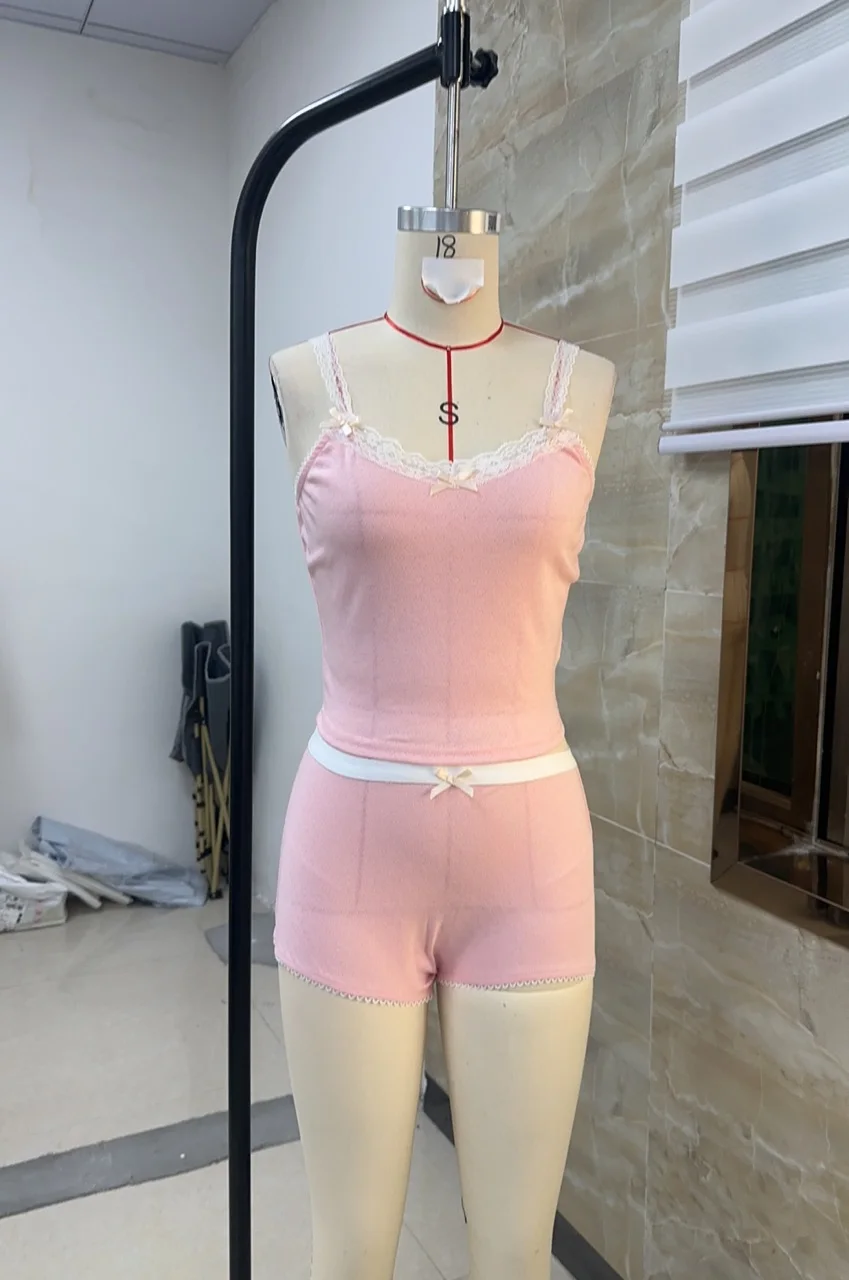 

Women 2-Piece Outfits Lace Patchwork/Bow Print V-Neck Crop Camisole and Elastic Shorts for Club Streetwear