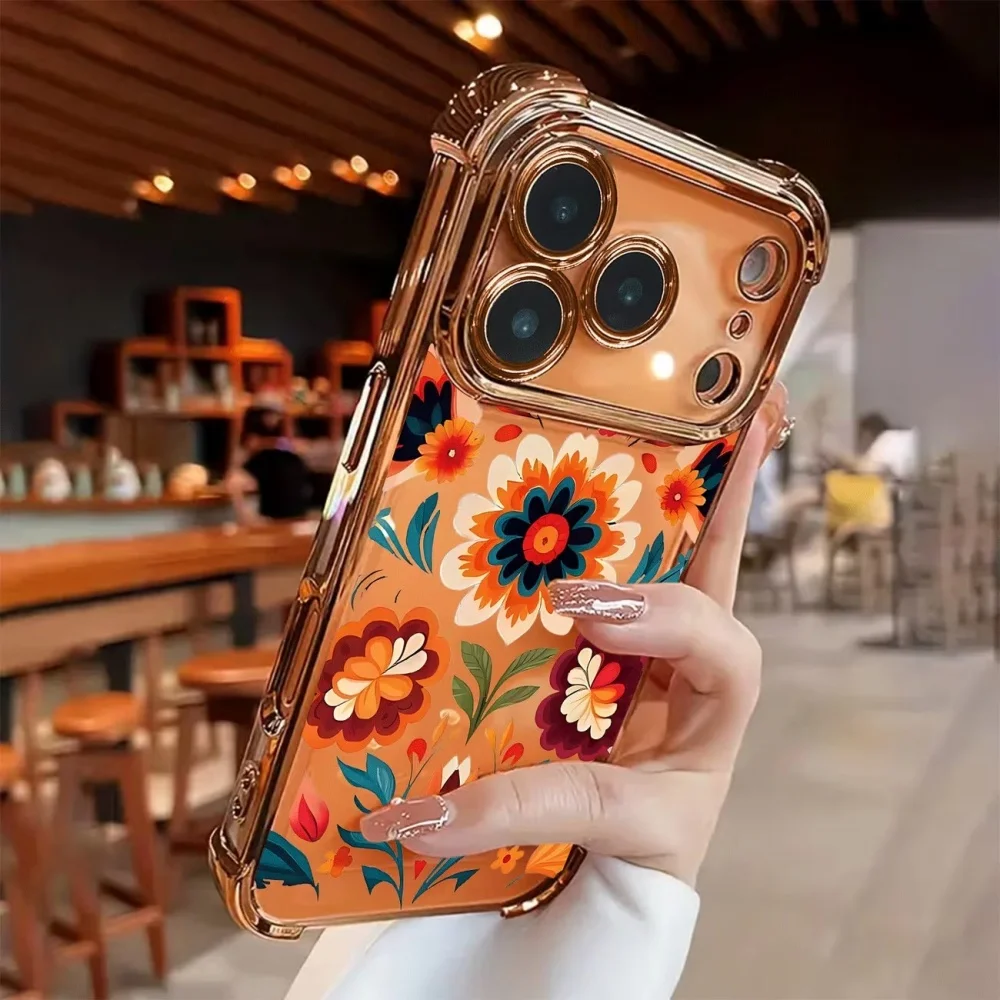 Capa para iPhone Floral Galvanizada: Elegância e Proteção