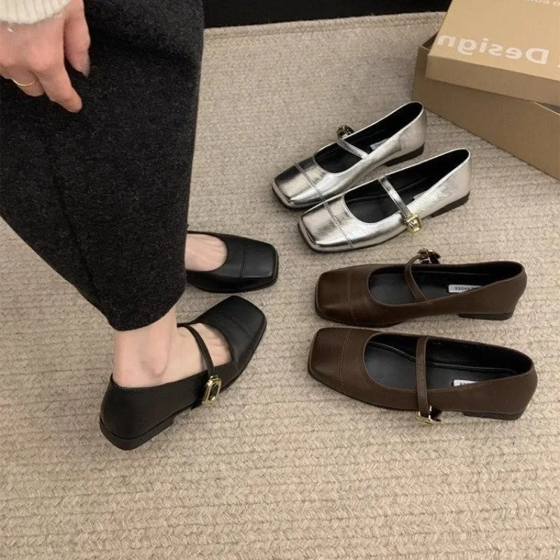 

New Designer Women Mary Jane Shoes Spring Leahter Shoes Fashion Buckle Female Square Head Toe Mid Heel Elegant Woman Pumps
