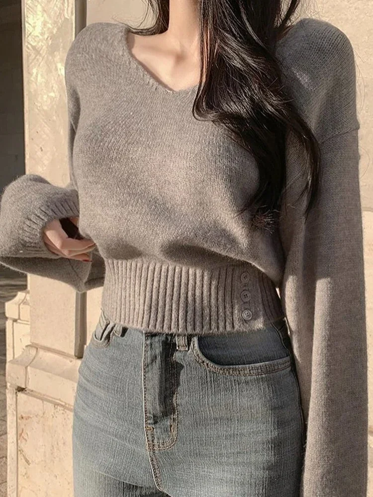 Knit Women Early Autumn 2024 New Elegant V-neck Short Waist Hugging Slimming Sweater Korean Series Chic Chic Top A233