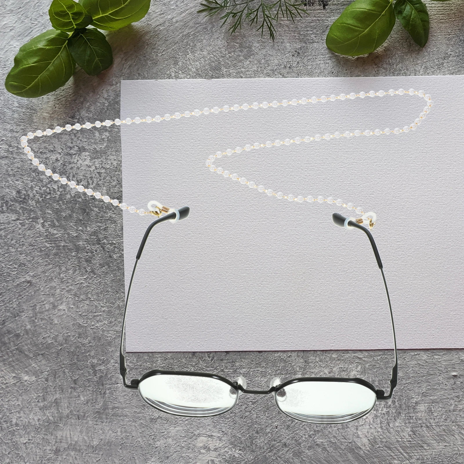 

Pearl Glasses Chain Beautiful Neck Holder Fashionable Strap Eyeglass Beaded Securely Sports Outdoors Rafting Hiking Glasses