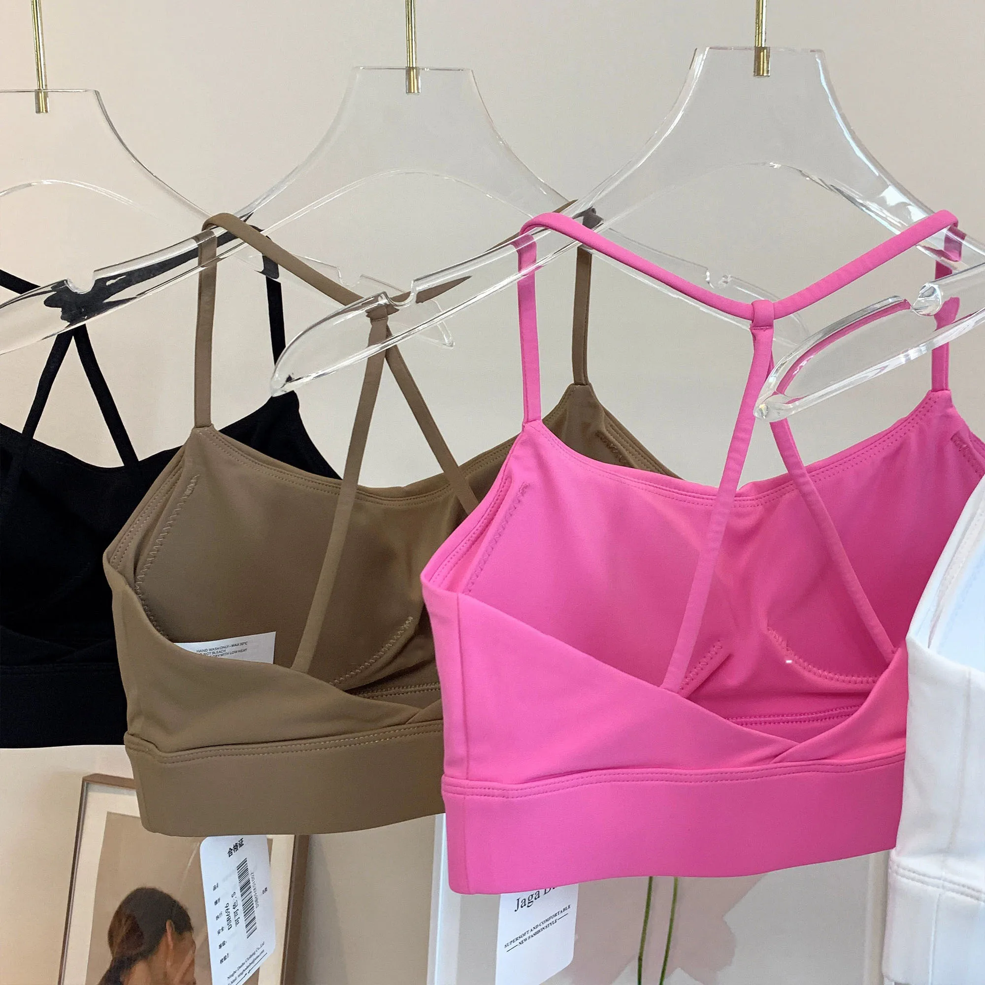 High Quality Nylon Sports Bra for Women Yoga Top for Fitness Female Workout Underwear Push Up Sportswear for Gym