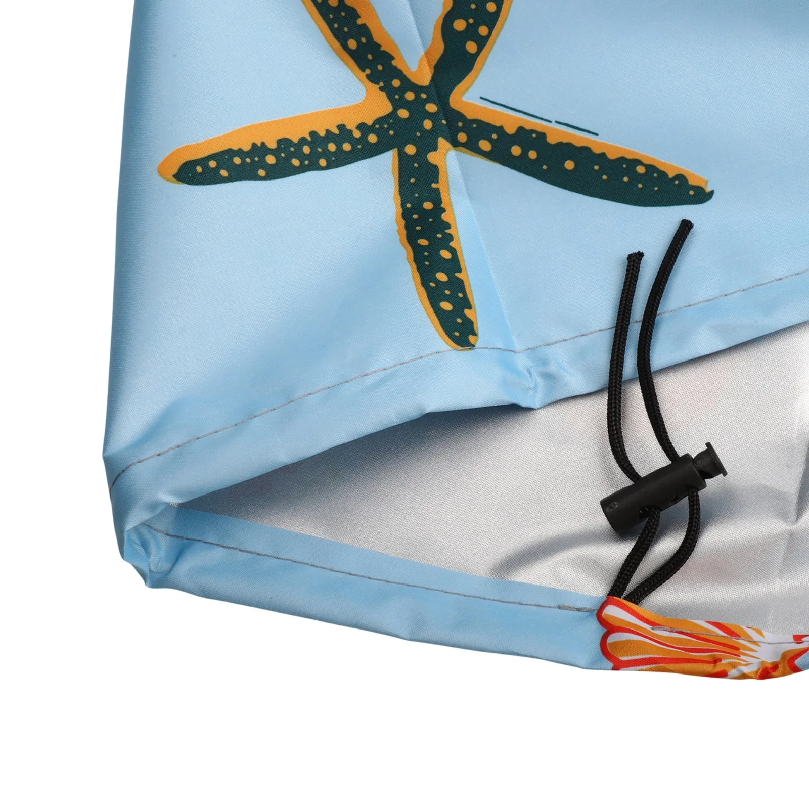 La cubierta redonda para piscina hecha de tela Oxford impermeable mantiene su piscina limpia y lista para usar con un diseño fácil de usar