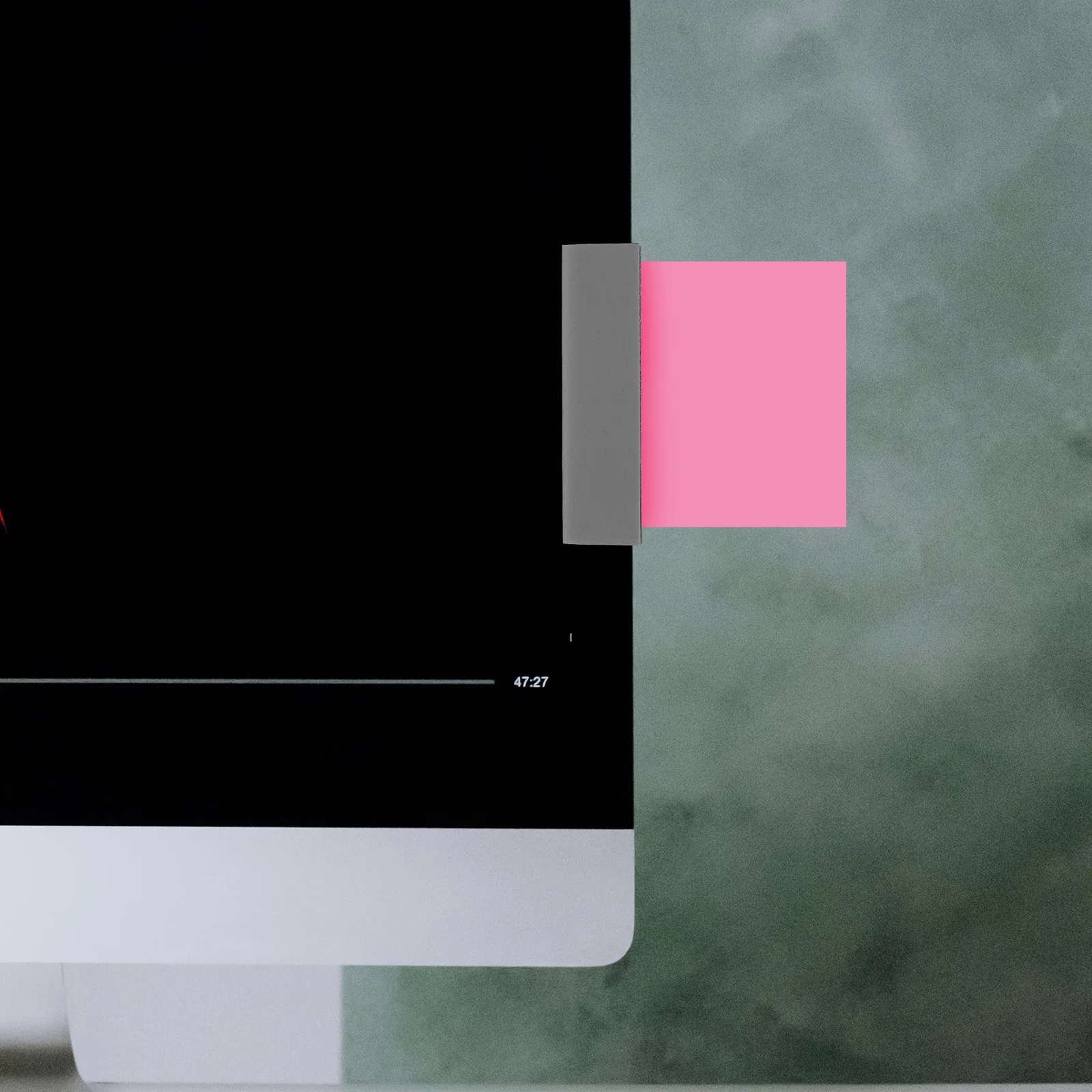 : Monitor Memo Board