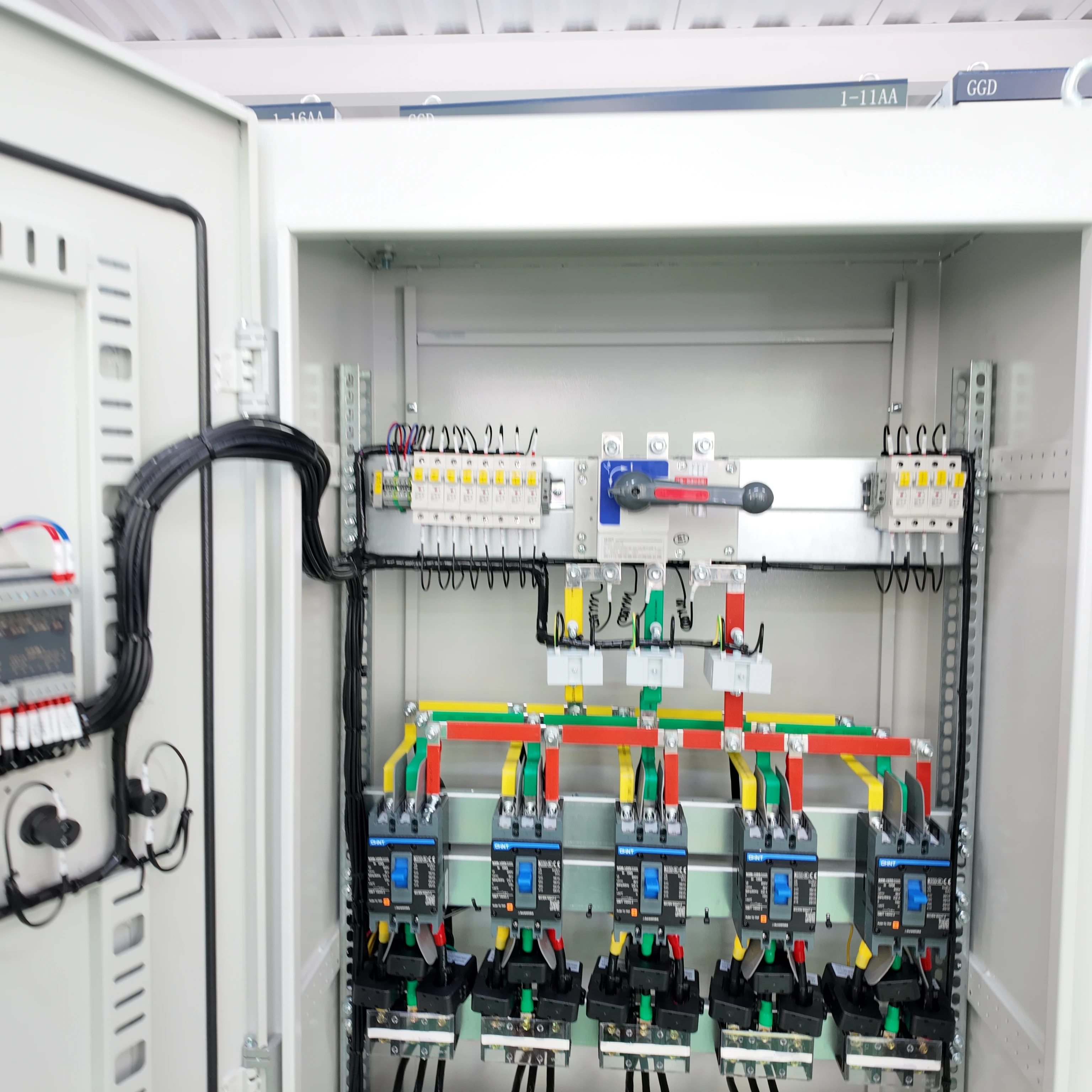 Assembly Complete Set Electrical Panel Box 3 Phases ATS Control Panel Box Electrical for Power Switching