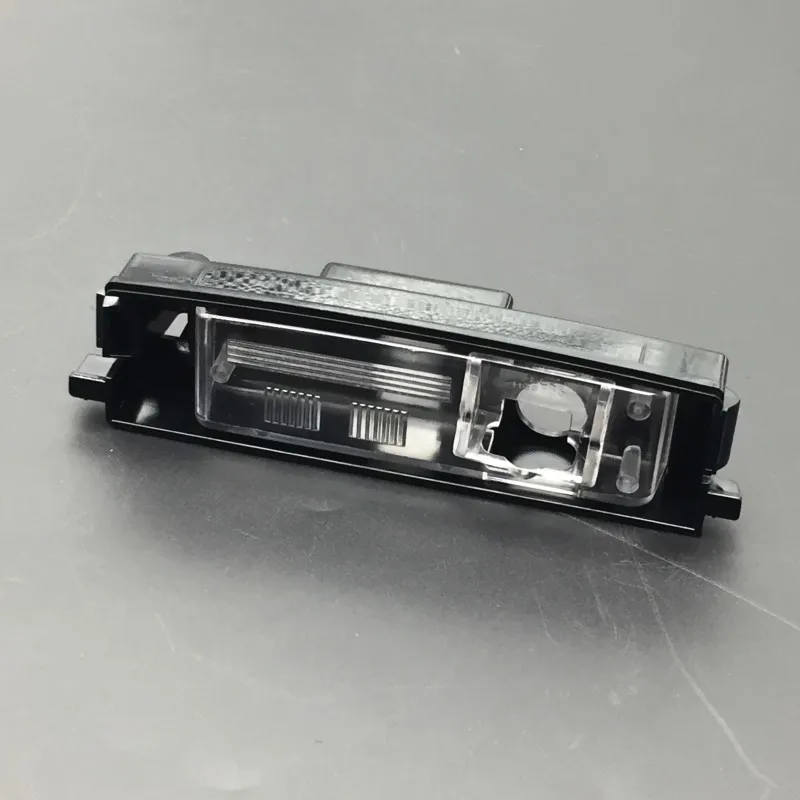 EEMRKE Car Rear View Camera Bracket License Plate Lights Housing Mount for Toyota RAV4 XA2_ XA3_ XA30 2001-2012 Vanguard XA30