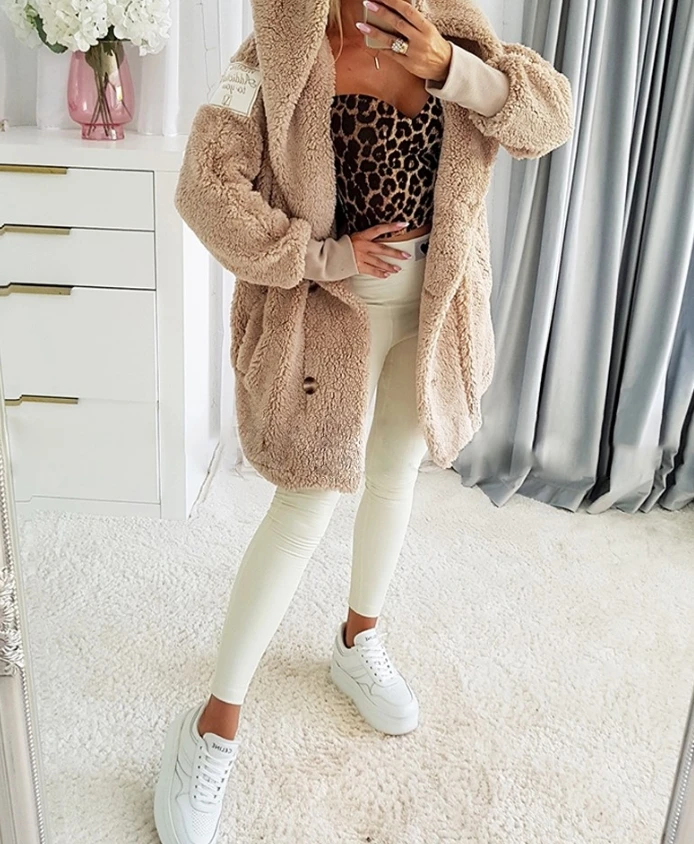 

Women's Coat 2024 Winter Trendy Solid Button Down Thick Warm Fuzzy Jacket Hooded Long Sleeve Teddy Coat Outwear with Pockets