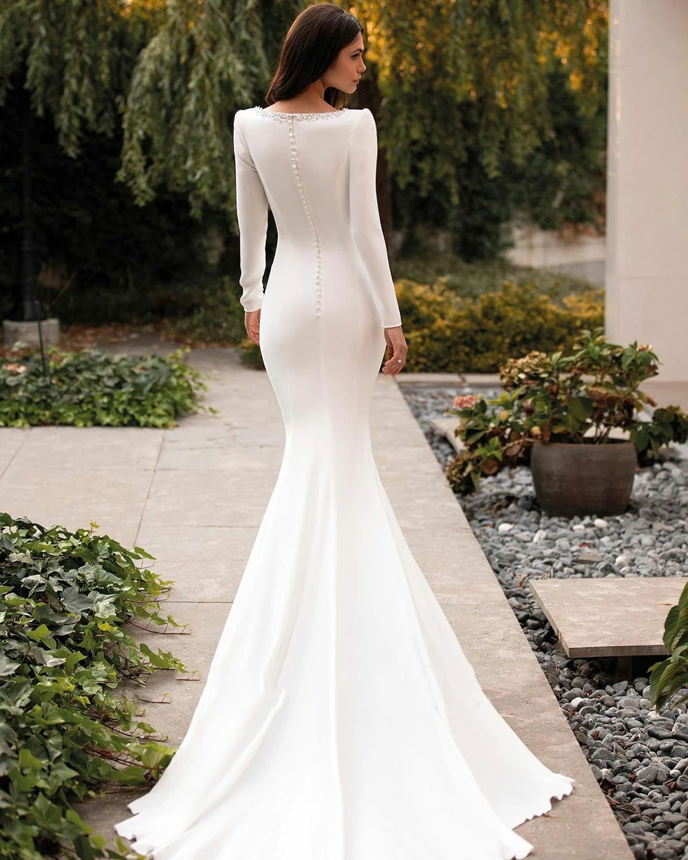 Haute Couture Simple Satin Ivory The Bride Dress With V-Neck Long Sleeve Button Floor-Length Mermaid Bespoke Wedding Dress