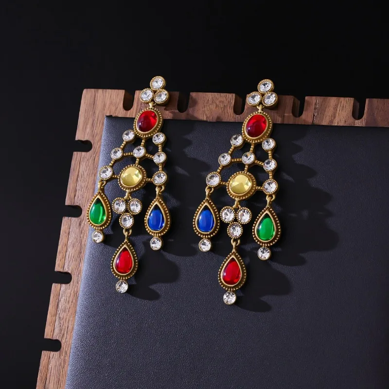 

Classic Middle-aged Vintage Christmas Tree Dangle Earrings New Retro Three-dimensional Earrings Heavy Industry Color Jewelry
