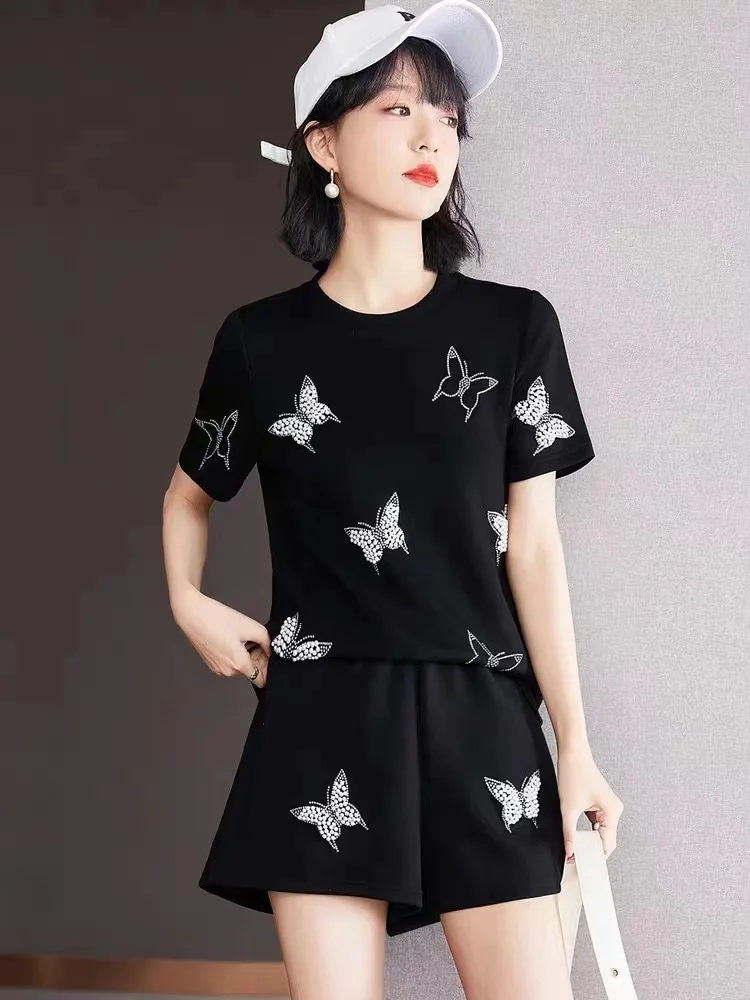 

Round neck bead butterfly print short sleeved T-shirt casual shorts set for women 2025 summer new sports two-piece set