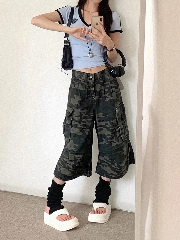 REDDACHiC Camouflage Jean Shorts for Women Boyfriend Summer Pleated Low Rise Baggy Loose Cargo Cropped Pants Vintage Streetwear