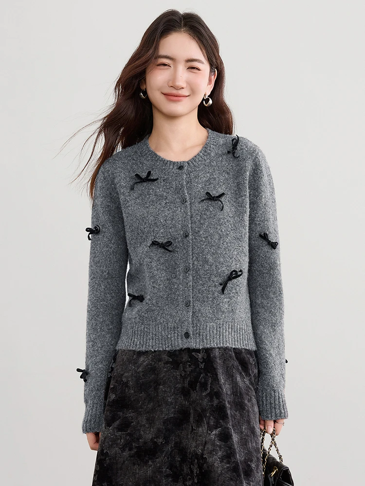 

SENTUBILA Long Sleeve Cardigans for Woman O-neck Single Breasted Soft Sweater 2025 Autumn Winter Solid Bow Cardigan W54EB3758