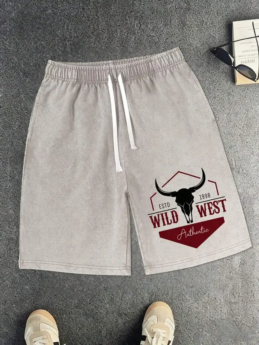 

Western Style Cotton Shorts With Steer Skull Print Drawstring Waist Casual Loose Fit