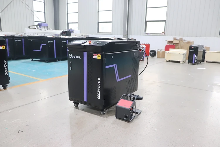 Automatic Portable 3 In 1 Laser Welder 1000W 1500W 3000W Hand Held Cleaning Laser Welding Machine Portable