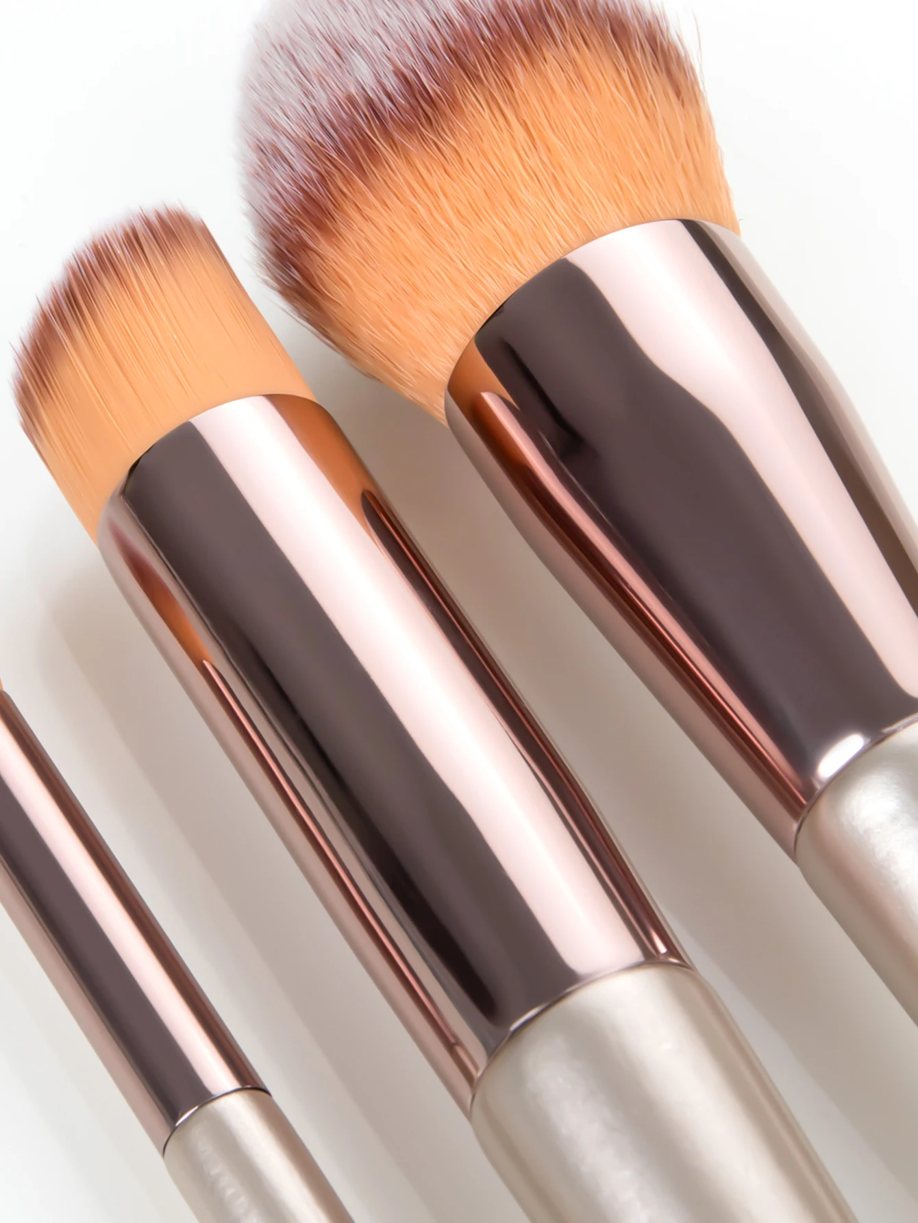 10pcs/set  Professional Makeup Brushes for Cosmetic Foundation Powder Concealer Blush Brush Blending Soft Bristles Beauty Tools