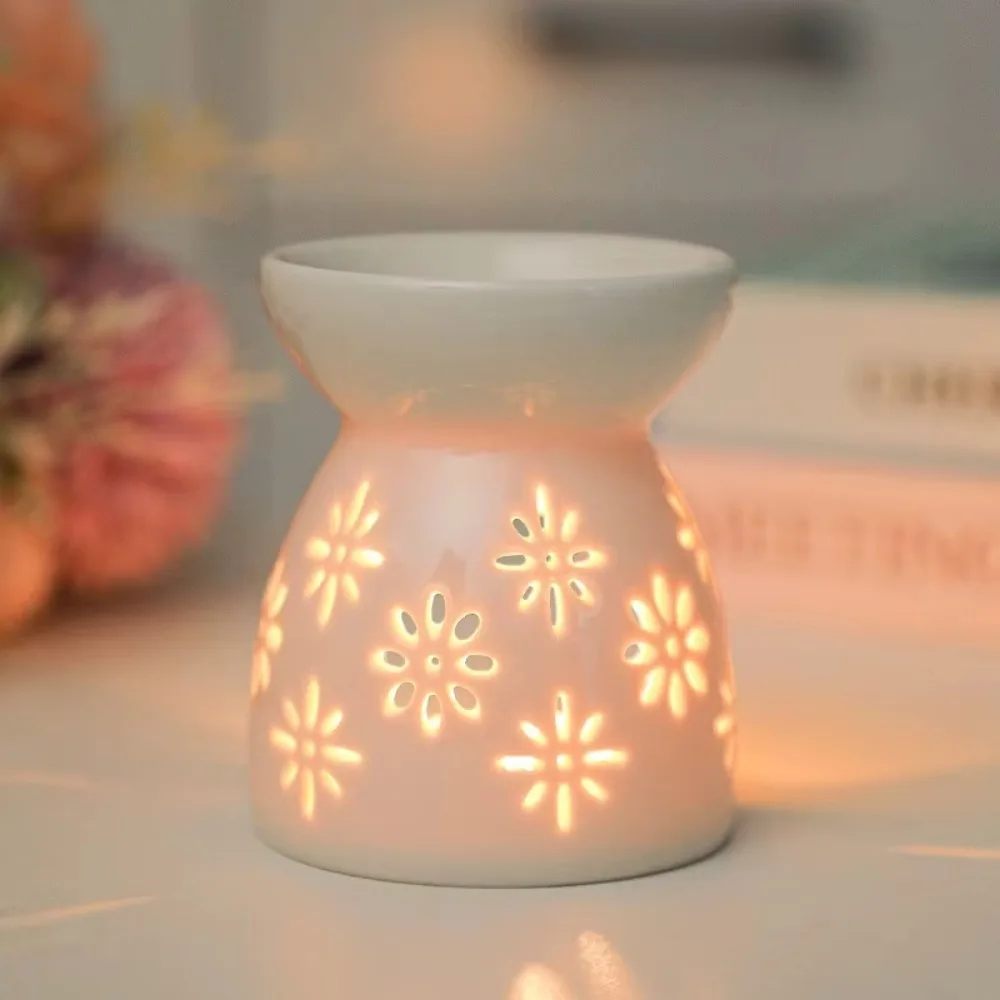 Aromatherapy Diffuser White Ceramic Incense Burner Candle Essential Oil Hollow Heating Stove Middle East Home Decor Ornament