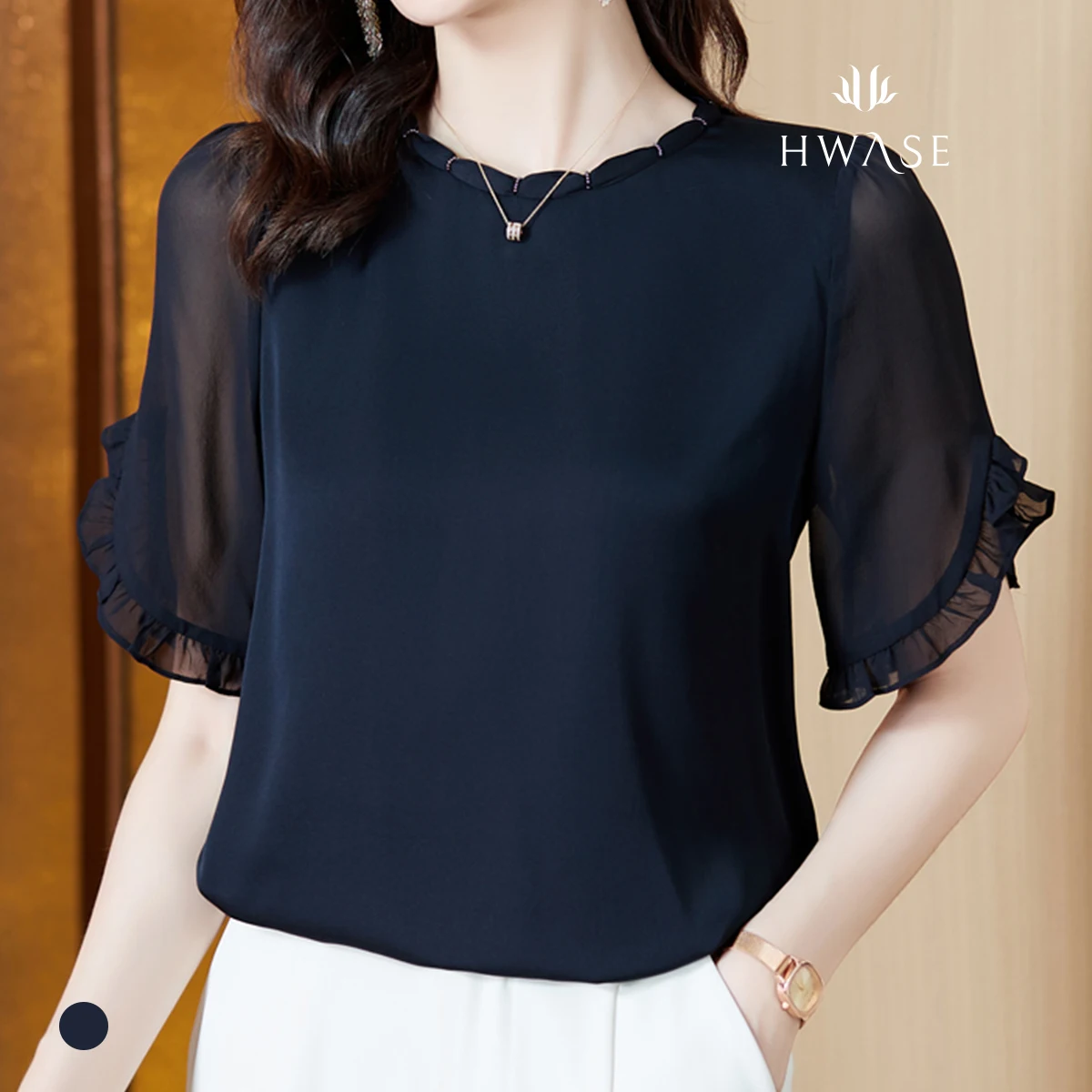 HWAXE Biz-Neck Silhouette Bluses_HB4MBL041C