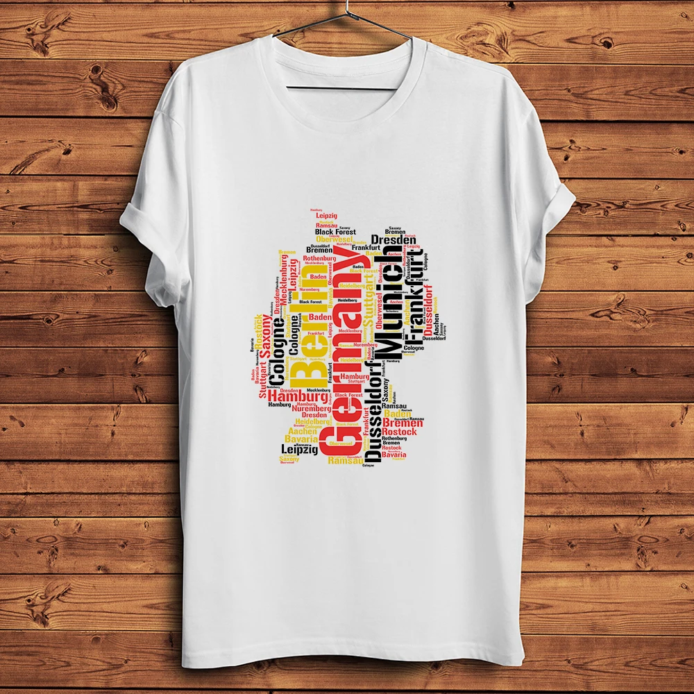 ألمانيا مدينة الكلمات سحابة الخريطة الألمانية مضحك المهووس التي شيرت الرجال قصيرة الأكمام عادية تي شيرت ، عالية الوضوح تنفس الطباعة