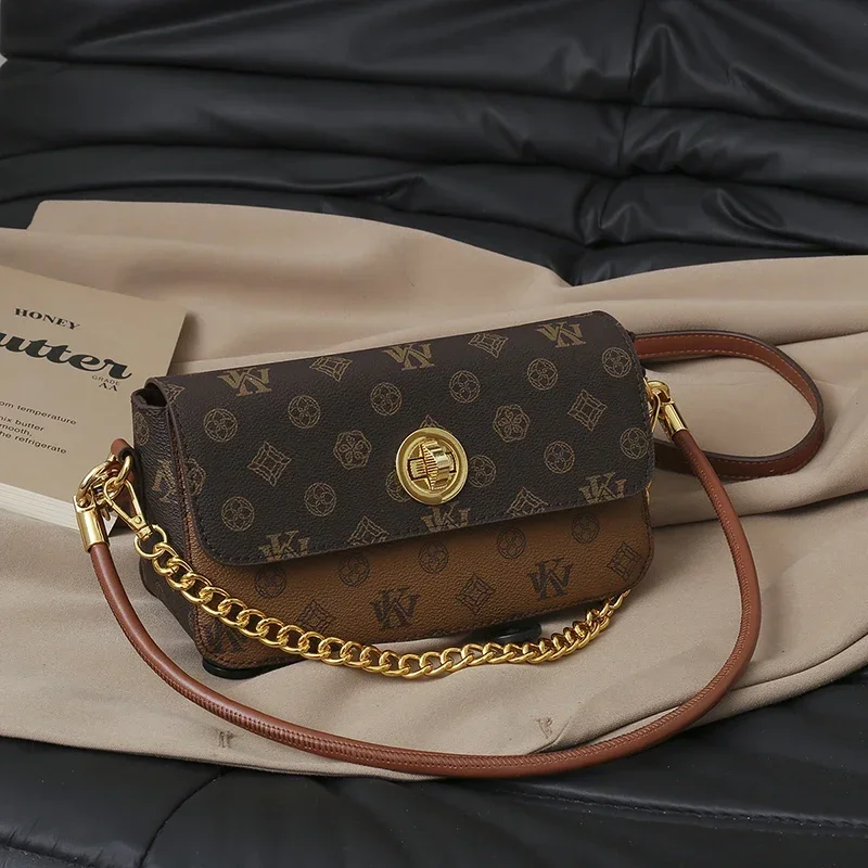 

Unique Minimalist Clutch Mini Bag With Solid Color And Fashionable Paris Designer Style For Stylish Women