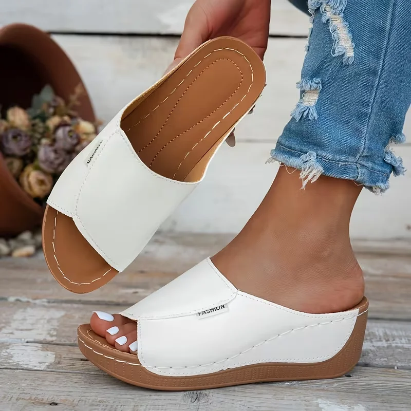 

2026 Women Wedge Slippers New Fashion Summer Slippers Open Toe Breathable Sandals Comfortable Buckle Woman Shoes Slides Women