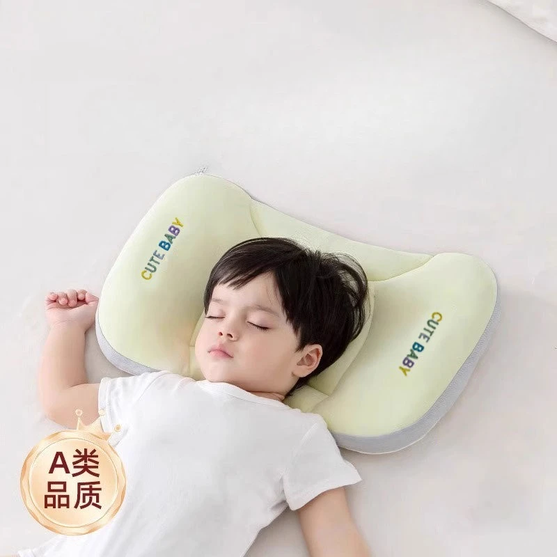 

Детская подушка подходит для детей от 6 месяцев. Подходит для детей 1-3 лет. Всесезонная подушка для детского сада.