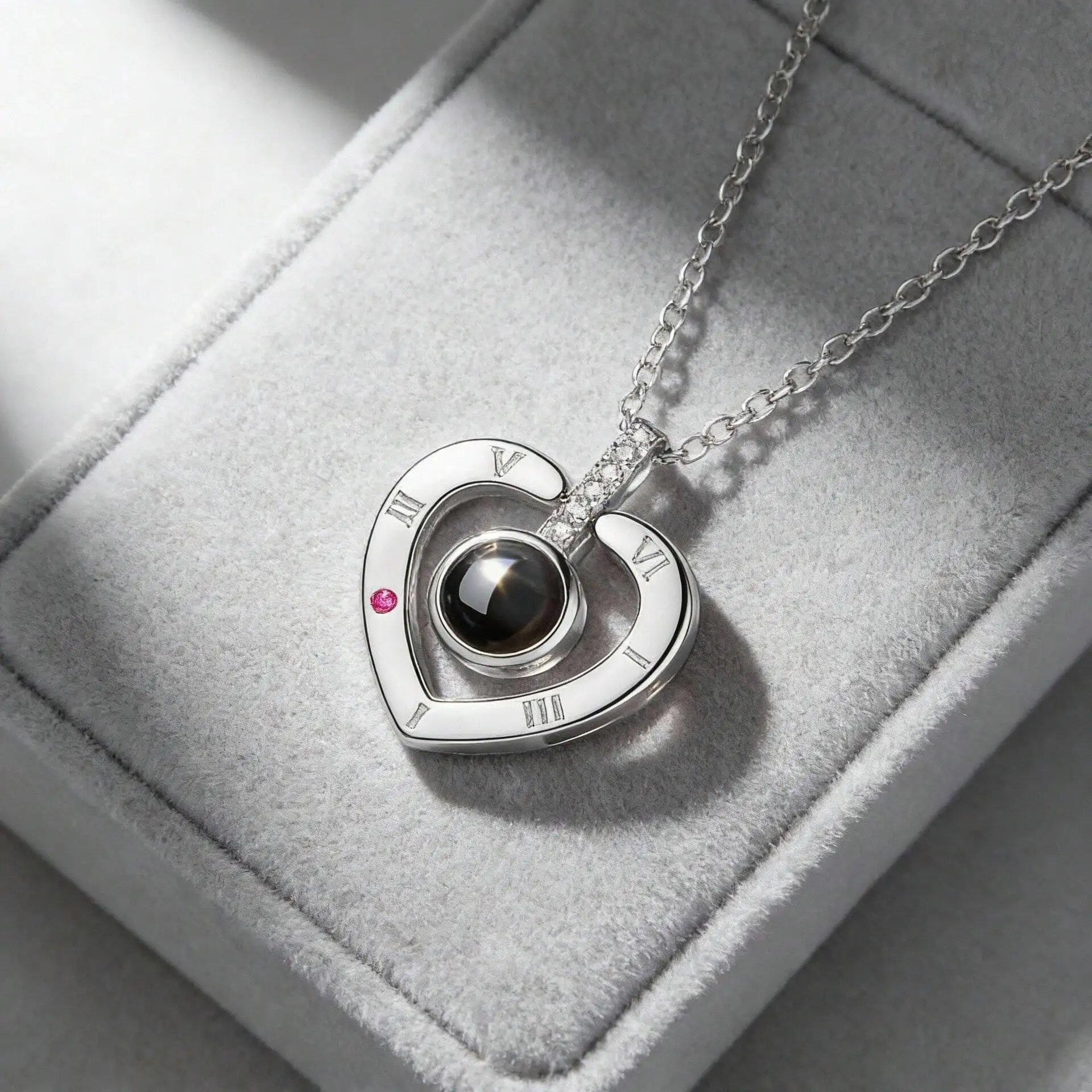 1 pcs Heart Pendant Necklace I Love You 100 Languages Silver for Women Valentine's Day and Mother's Day Gift